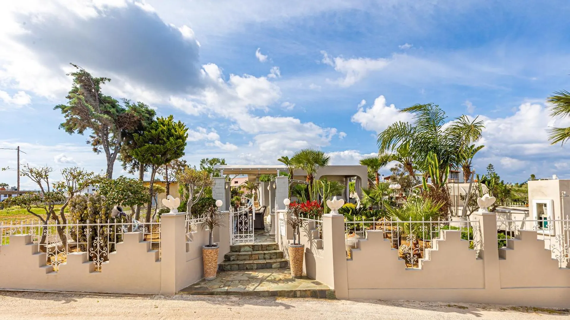 Holiday home Renas Secret Garden House Villa Chania